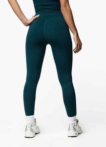 Leggings de Yoga para Mujer, Nuevos, de Color Sólido, Ropa Deportiva Suave, de Alta Calidad, Venta Caliente, Hechos en Pakistán, Suministro al por Mayor - Product Image 3