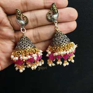 Adorable Paon Design Rose Pierre Stud Jhumki Boucles d'oreilles à la mode - Product Image 1