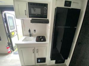 Usado, Jayco J-a-y F-l-i-g-h-t S-L-X 183RB 2024, listo para vender - Product Image 3