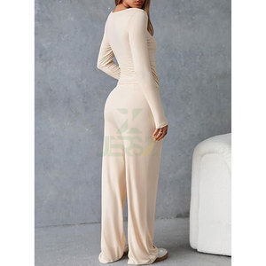 Ensemble de survêtement unisexe 2 pièces en coton 100% avec haut à capuche brodé vintage et pantalon large décontracté et élégant - Product Image 3