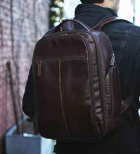 Sac à dos en cuir marron résistant à l'eau pour hommes et femmes, grand sac à dos pour ordinateur portable, sac de voyage, sac d'ordinateur multi-poches, sac d'affaires, sac d'école - Product Image 2