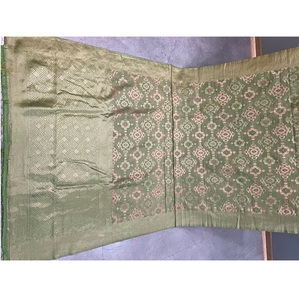 Sari traditionnel en coton premium Ikkat ethnique indien pour les occasions décontractées Disponible au prix direct d'usine - Product Image 1