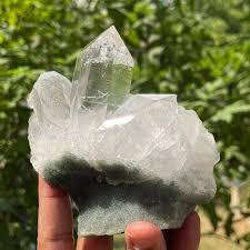 Cuarzo Fantasma Verde del Himalaya de Primera Calidad |   Punta de Cristal con Clorita Natural Incluida |   Especímen de Alta Vibración para Coleccionistas y Curanderos - Product Image 6