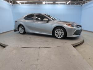 Toyota Camry LE 2022 Usado en Buen Estado - Product Image 2