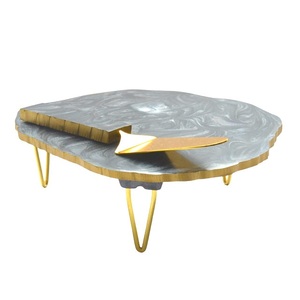 Elegante Soporte para Pastel de Resina con Cuchillo Desmontable y Bandeja para Servir Pastel, para Decoración de Cumpleaños, Herramientas para Servir y Organizar Pasteles - Product Image 1