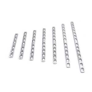 ชุดเครื่องมือผ่าตัดกระดูกสแตนเลสสำหรับสัตวแพทย์ ประกอบด้วยแผ่น DCP แบบแคบ พร้อมสกรูคอร์ทิคอล 50 ชิ้น - Product Image 3