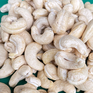 Noix de cajou Offre Spéciale Vietnam Noix de cajou brutes séchées Noix de cajou Taxe GRATUITE Origine Vietnam - Product Image 1