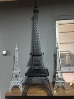 Tour Eiffel Paris en métal robuste, parfaite pour les cadeaux de mariage et les décorations vintage, disponible en vrac auprès d'un fournisseur indien.