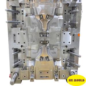 Moulage par injection plastique automobile personnalisé de haute qualité pour les pièces de voiture Outillage de qualité supérieure du Vietnam - Product Image 1