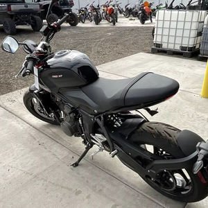 Disponible dès maintenant : Motocyclettes Trident 660 2025 neuves en stock - Product Image 6