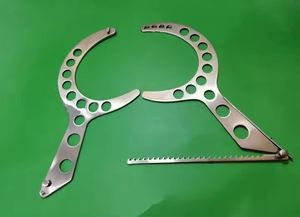 Élévateur de poitrine construit de qualité supérieure pour la chirurgie mammaire 28cm avec bras réglable dentelé Élévateur de sein pour mammoplastie - Product Image 2