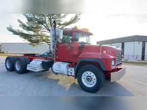 CAMIÓN MACK USADO EN BUEN ESTADO, 600 GVW, 500HP, 294,780 KM, 8 CILINDROS, TRANSMISIÓN AUTOMÁTICA - Product Image 5