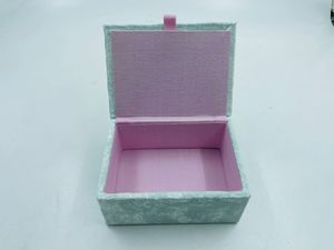 Bolsas de Tela Bordadas a Mano, Personalizables, de Terciopelo y Algodón, Multicolores, para Recuerdos de Boda, Eventos Religiosos, Promocionales - Product Image 3