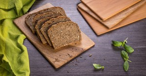 Planche à pain de pique-nique en bois, meilleur design pour le service du petit déjeuner, la nourriture, le bar, la cuisine à domicile, la décoration, les cadeaux de mariage, le restaurant - Product Image 2