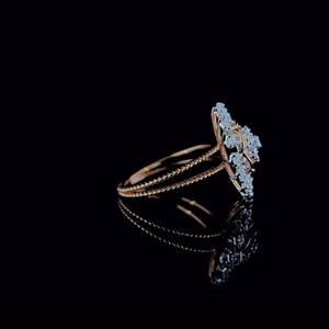 Anillo de doble banda de oro de 14 quilates con diamante cultivado en laboratorio de corte brillante, regalo de boda romántico totalmente en racimo para fiestas de momentos especiales - Product Image 2