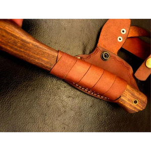 Venta al por mayor personalizada de calidad superior OEM ODM servicio hecho a mano hacha grabada Cabeza de Acero al carbono y Funda de cuero acampar al aire libre - Product Image 3