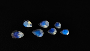 พลอยแฟซิส7X5mm พลอยสีรุ้งธรรมชาติสีขาวรูปทรงลูกแพร์สำหรับทำเครื่องประดับ - Product Image 4