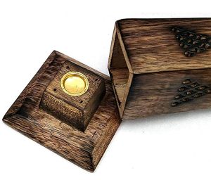 Quemador de incienso de madera hecho a mano moderno antiguo para decoración del hogar serena para uso religioso Ramadan Artisan Aura - Product Image 1