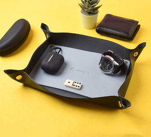 Plateau en cuir pur de haute qualité en laiton AK de couleur noire et rouge grand plateau personnalisé pour la décoration intérieure de table - Product Image 3