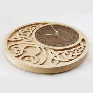 NATURAL CUSTOMIZED WOODEN WALL CLOCK FOR ELEGANT HOME DECOR MODERN Bamboo Body with Natural Rosh for Wedding Occasions - Product Image 2