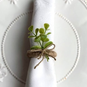 Anneau de serviette en jute au design de feuille charmant pour la mise en place de table à manger contemporaine, décoration de cuisine et utilisation fonctionnelle en provenance d'Inde - Product Image 1