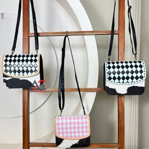 Luxury Wholesale Trending Women's Handbags Custom Fashion Hand Tooled Cow <b>Crossbody</b> <b>Bag</b> with Checkered Flap Western Style Purse - Product Image 1
