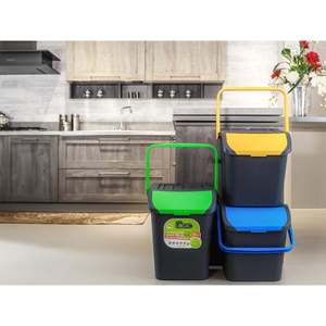 Juego de 3 Contenedores de Basura Ecoplast de Colores Surtidos, Capacidad de 35L, Amarillo/Verde/Azul, 38 x 36.5 x 45 cm, Plástico Reciclado, Uso Interior/Exterior - Product Image 4