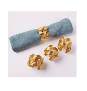 En stock créatif creux nouveau papillon serviette anneau galvanisé or métal porte-serviettes écologique pour décor de fête de mariage - Product Image 3