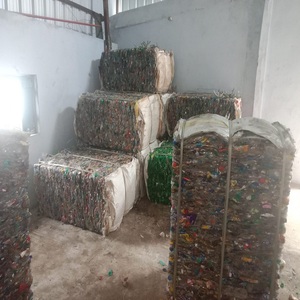 Chatarra de botellas de PET en fardos, chatarra de plástico de colores mezclados/Chatarra de plástico de botellas de PET transparentes 100% a la venta - Product Image 6