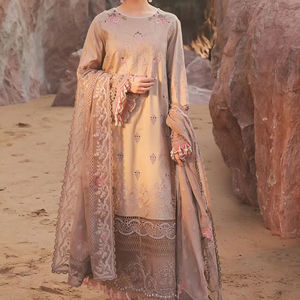 Trajes de césped pakistaníes Mayoristas Últimas marcas pakistaníes Catálogo 2023 Super descuentos Vestido de mujer pakistaní - Product Image 1