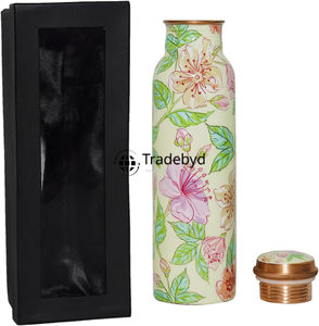 Botella de bebida a prueba de fugas inspirada en Heritage para buscadores de bienestar La botella de cobre Tradebyd apoya la hidratación ecológica - Product Image 4