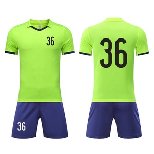 Conjunto de Uniforme de Fútbol para Adultos Unisex al por Mayor, Transpirable, de Secado Rápido, con Logotipo Personalizado, 100% Poliéster, para Hombre y Mujer - Product Image 6