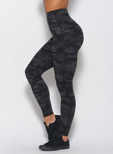 Leggings ajustados de alta calidad con estampado de camuflaje para mujer - Product Image 6