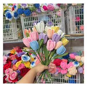 Flor de Ganchillo, Arte en Hilo Suave, Flor para Decoración de Espacios Habitables, Exhibición de Eventos, Hecho a Mano en Vietnam - Product Image 6