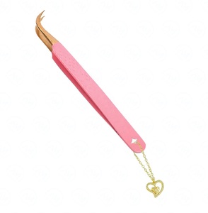 Pince à cils en acier rose en forme de L, pointe dorée rose, charme en forme de cœur, pointe dentelée et lisse, textures antistatiques, outil durable pour les cils volumineux - Product Image 6