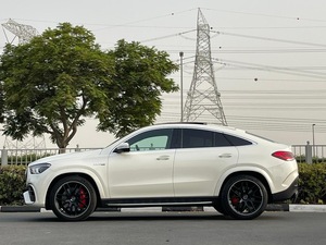 เมอร์เซเดส-เบนซ์ GLE63 AMG SUV 5 ที่นั่ง ไฟหน้า LED หลังคาพาโนรามา ภายในตกแต่งด้วยหนัง ยาง R18 เกียร์อัตโนมัติ เครื่องยนต์ดีเซล - Product Image 3