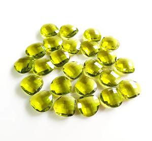 Corazón corte peridoto cuarzo piedra preciosa fantasía facetada Briolette suelta piedra verde forma de corazón - Product Image 2