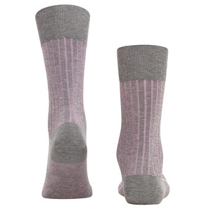 Chaussettes pour hommes décontractées de haute qualité, faible MOQ, 100% coton, respirantes, séchage rapide, sans couture, logo personnalisé, utilisation sportive d'automne - Product Image 2