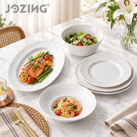 Lot de 5 pièces de vaisselle en porcelaine blanche, assiettes à bord ondulé et bols côtelés, pour hôtels, vente en gros d'usine, stock disponible en vrac