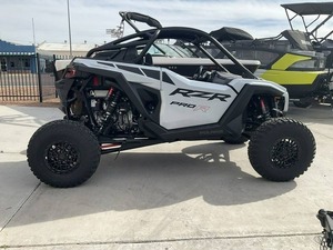 COMPRA Y CONDUCE Nuevo RZR Pro R Ultimate UTV 4x4 Motor de 4 Tiempos EPA/EEC - Product Image 4