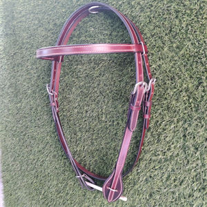 Bride occidentale de serre-tête de cheval en cuir de vachette la meilleure vente avec la conception sculptée à la main et de goujon par les exportateurs indiens au meilleur prix - Product Image 6
