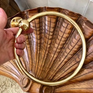 Toallero de baño de latón clásico de proveedor indio Construido para durar con atractivo diseño atemporal disponible al mejor precio de la India - Product Image 4