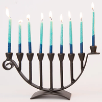 Forgeron fait à la main en fer 9 branches Hanukkah Menorah bougeoir fabriqué en Inde pilier décoratif Antique bougeoir Unique