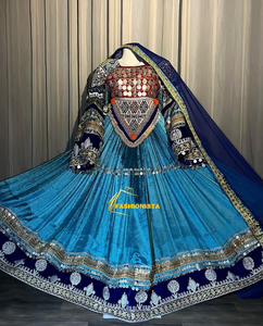 À la mode 2024 hiver grande taille Afghani Kuchi robes velours et soie de qualité supérieure - Product Image 4