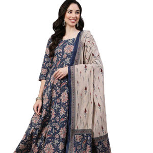 SIE /2026 Prêt à acheter Le plus beau ensemble Kurta/Kurti sur mesure, confortable et élégamment conçu pour les prochaines fêtes et événements - Product Image 1