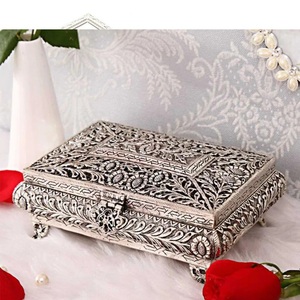 Eurpeon Style Crfeative Trinket Box Eleve su colección con nuestras elegantes cajas de joyería Cajas de joyería de metal para mantenimiento Ele - Product Image 6