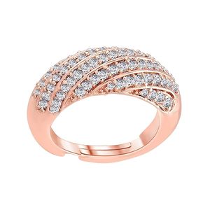Nouvelle conception populaire 2023, bague en argent sterling 925 plaqué or 18 carats, fleur sertie de diamants et de moissanite, certifiée IGI - Product Image 6