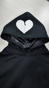 Sweat à capuche doublé en satin avec doublure en soie satin intérieur teint uni pour l'hiver - Product Image 2