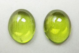 Piedra preciosa de tamaño calibrado suelto de peridoto verde precioso en forma ovalada Lisa Natural para uso en joyería a precios más baratos a granel - Product Image 3