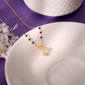 Premium Gold Bandhan Solitaire Diamond Mangalsutra Collar Diseño elegante Perfecto para novias Compromisos Festivales - Product Image 2